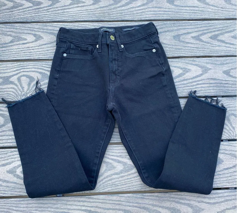 Banana Republic High Rise Black Skinny Jeans Size 25 Short Raw Hem 0 - Image 2