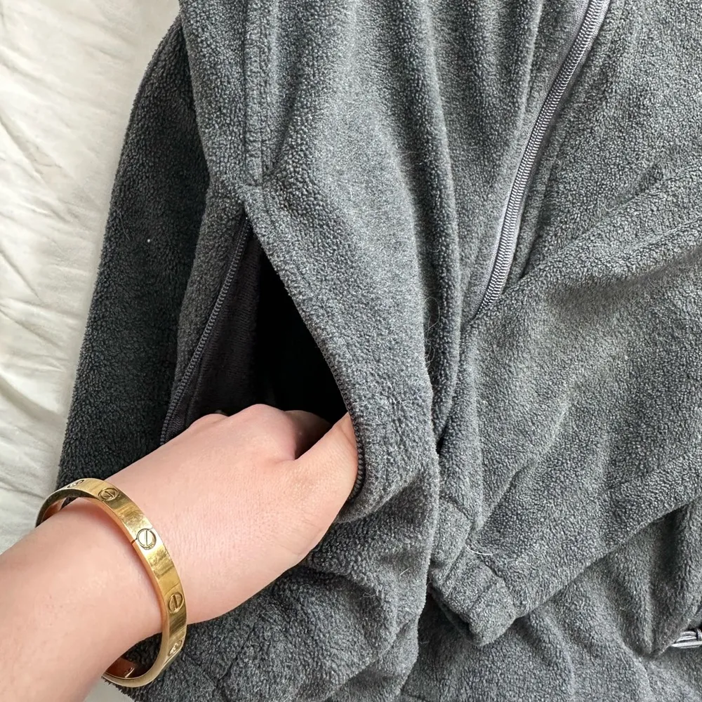 Columbia fleece zip up jacket - Image 3