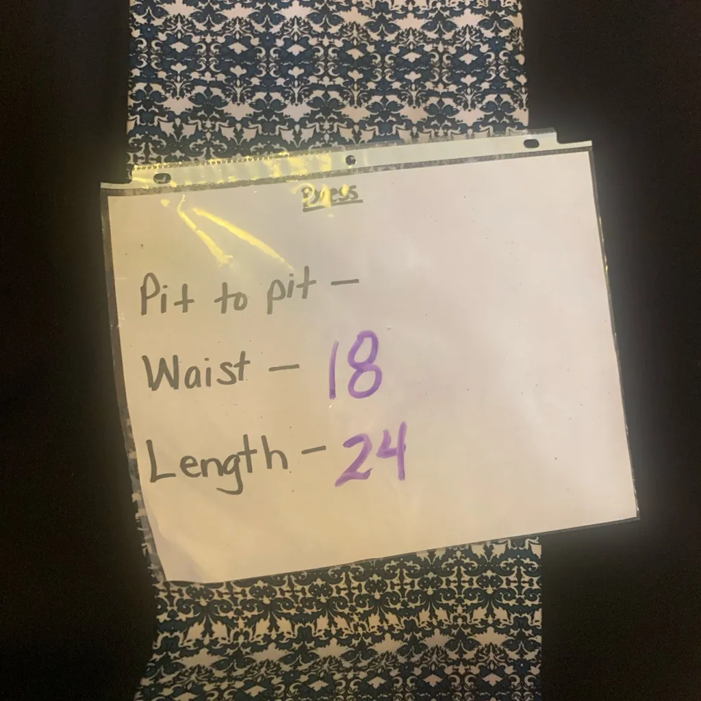 Cato Skirt 16 Black, Cream and Blue Patterned Front Panel Pencil Back Zipper - Image 5