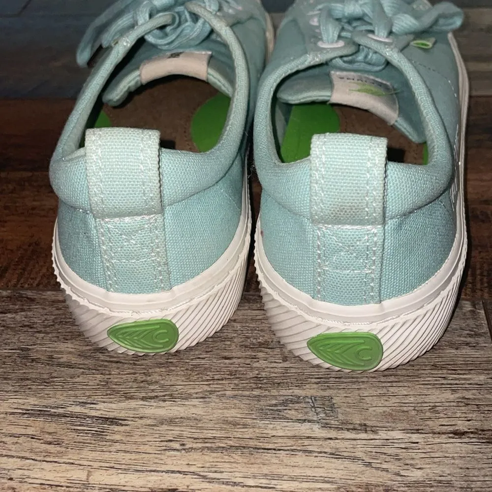 Cariuma OCA Low Eggshell Blue Pantone Sneaker Size 7.5 - Image 6