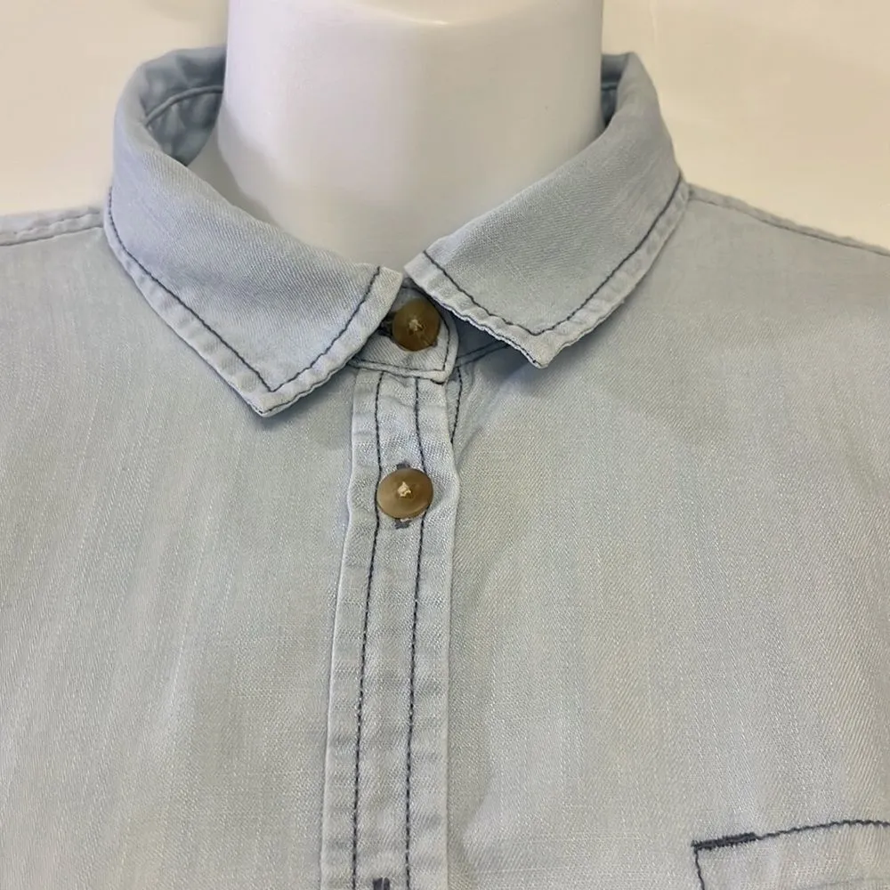American Eagle Lt Bleach Blue Lyocell Button Down Long Sleeve with Collar-Medium - Image 9