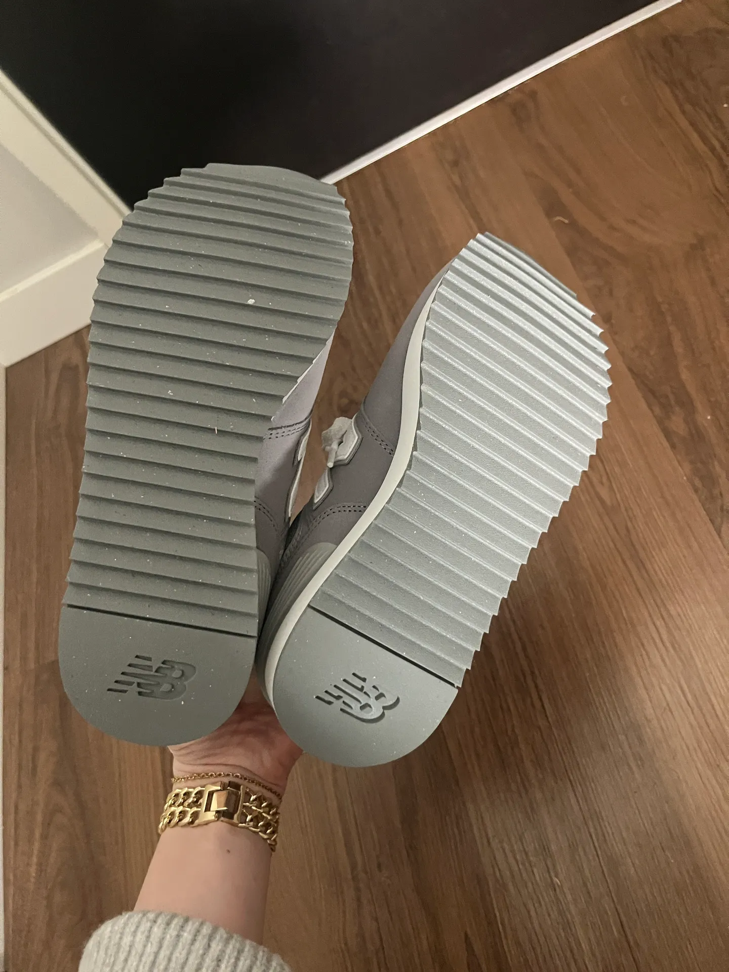 574+ Platform Sneakers - Image 6