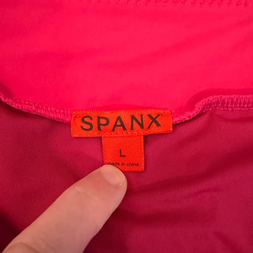 SPANX Flamingo Hot Pink Bubble Swim Skirt Cover Up - Large - Image 2