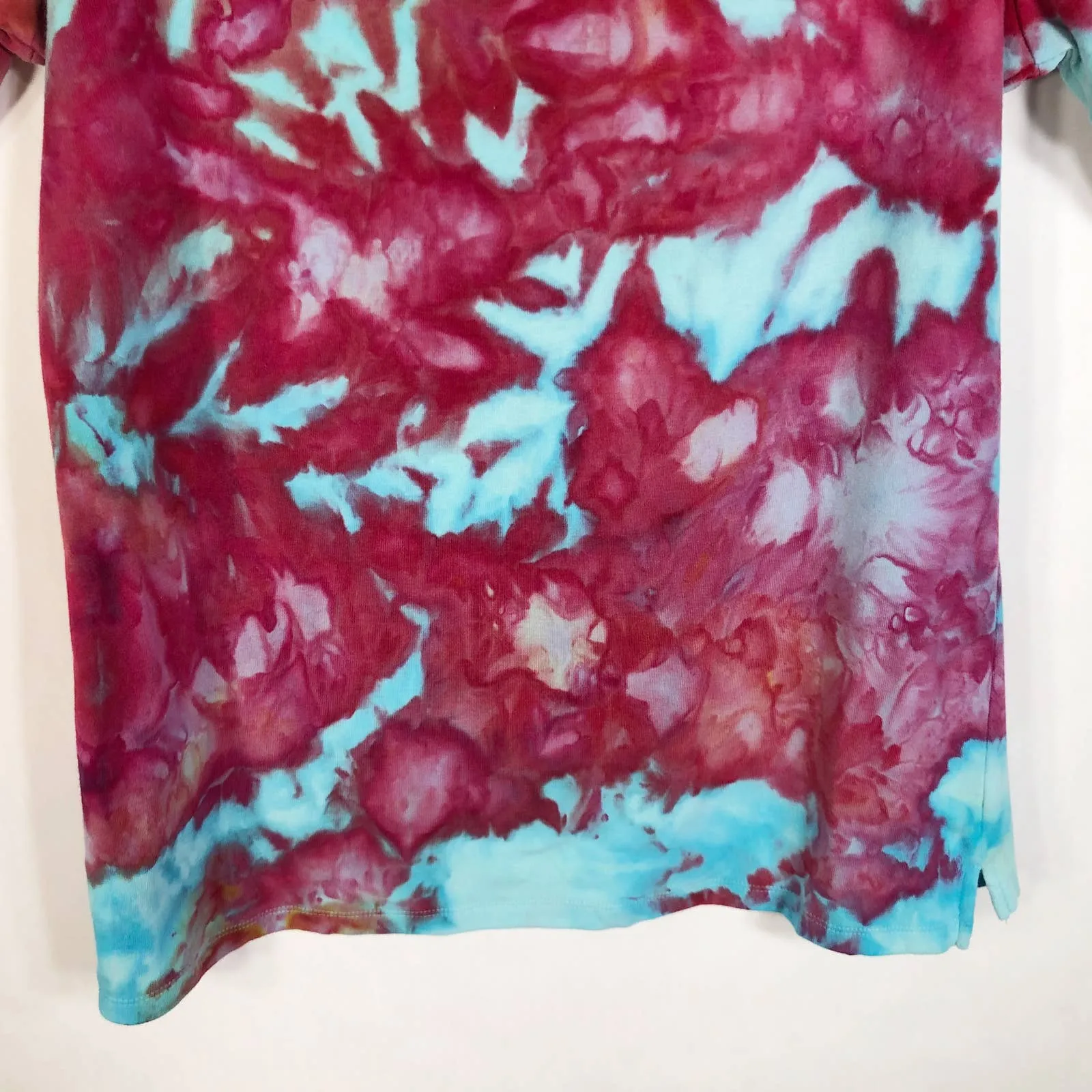 Calvin‎ Klein Small Top Blouse Pink Lagoon Tie Dye Boat Neck Pink Blue 1355 - Image 4