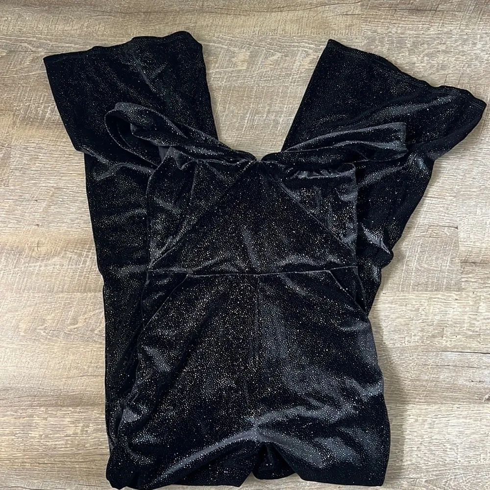 NWT Revolve Lover’s + Friends Black Sparkley Velvet Jumper Size Small - Image 3