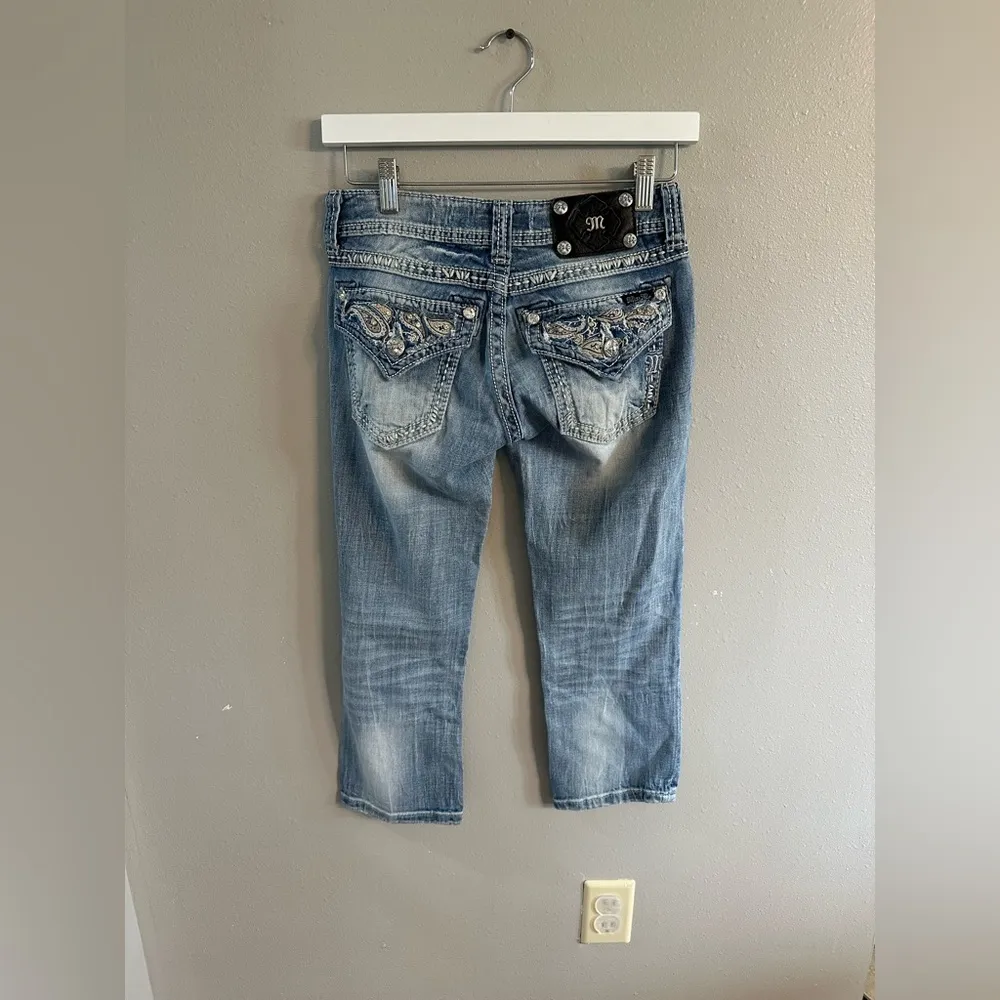 Miss Me Light Blue Cropped Jeans with Embellished Pockets - Image 2