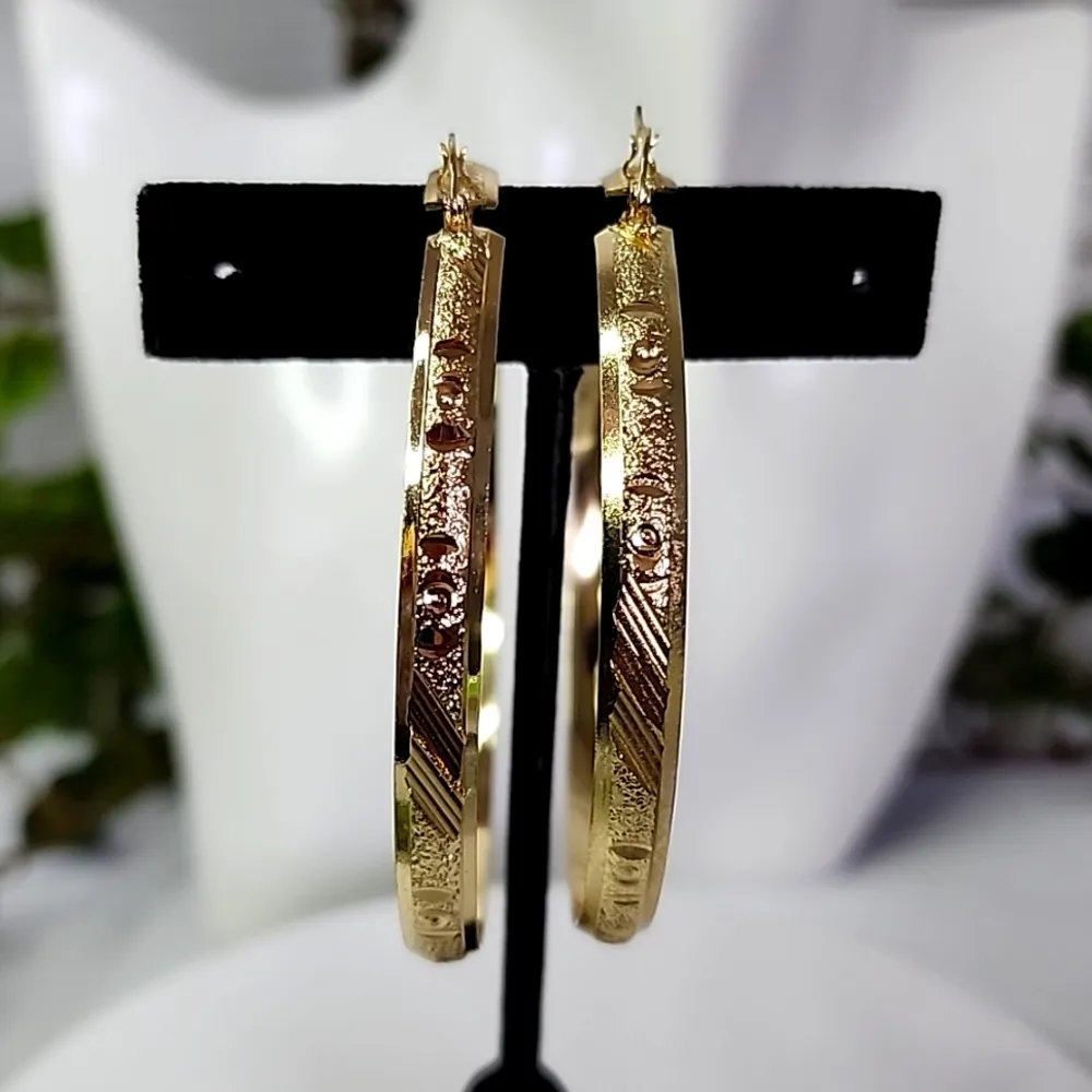 Large Gold Filled Hoop Earrings with Diamond Cut Design - Image 4