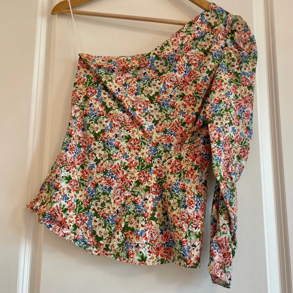 Zara Floral One Shoulder Top With Side Zipper Size Small - Image 5