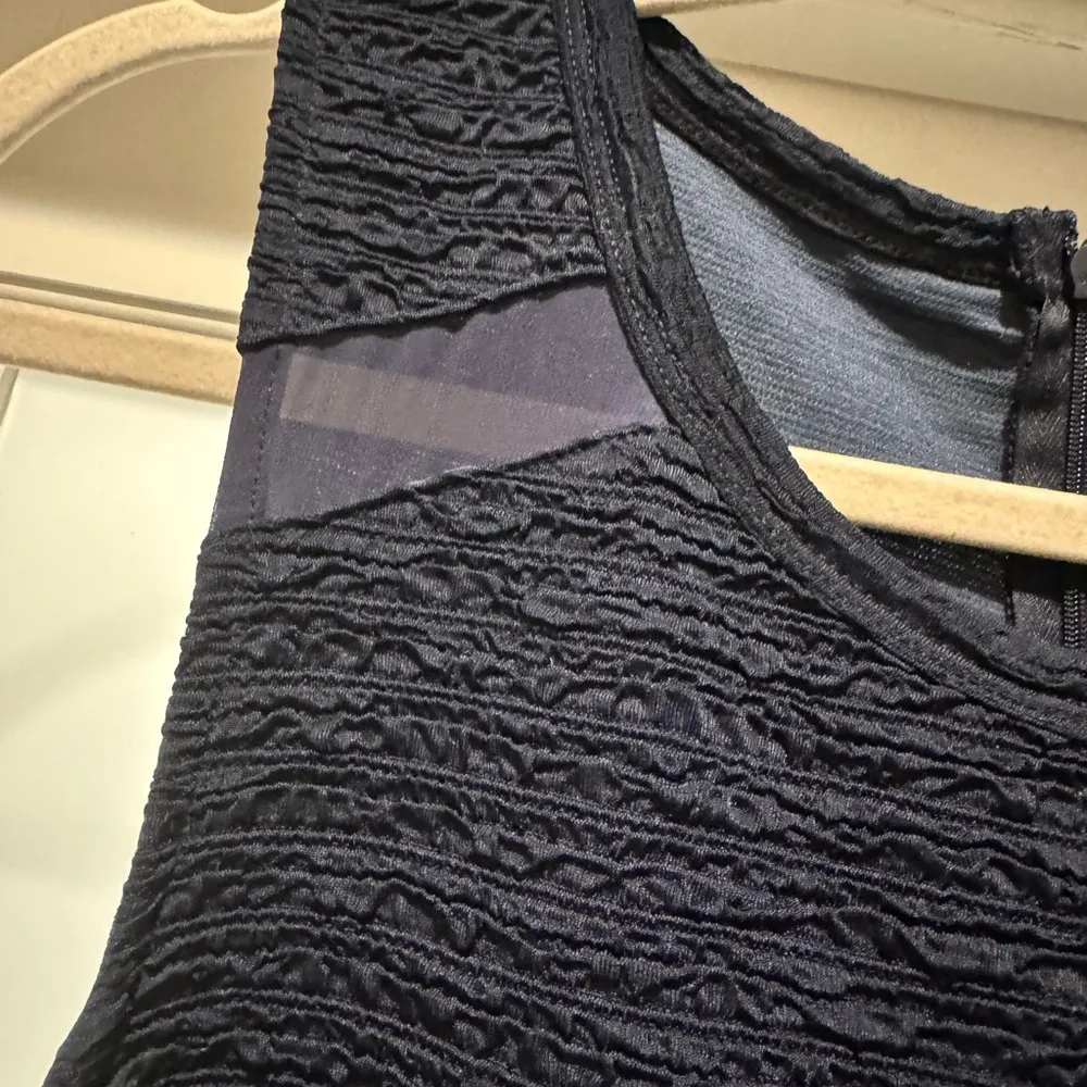 Navy Blue Size XL Sleeveless Dress Crinkle Fabric Fit & Flare - Image 4