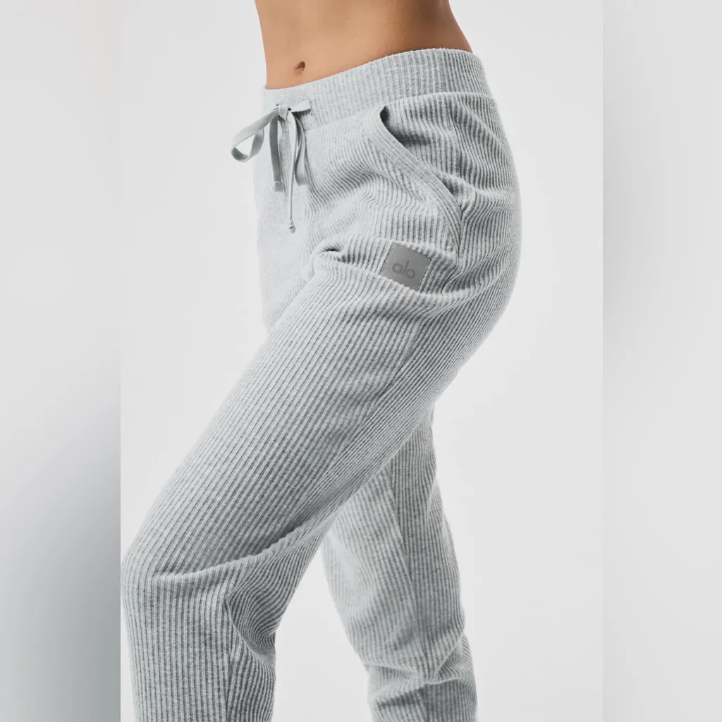 Alo Yoga Muse Sweatpant in Grey - Image 2