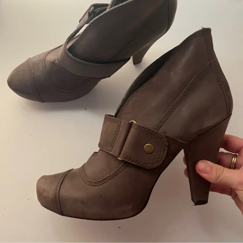 Seychelles Brown Snap Buckle Ankle Booties for Women Size 10 - Image 2