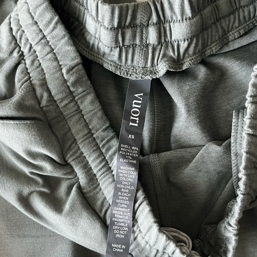 Vuori boyfriend joggers - Image 4