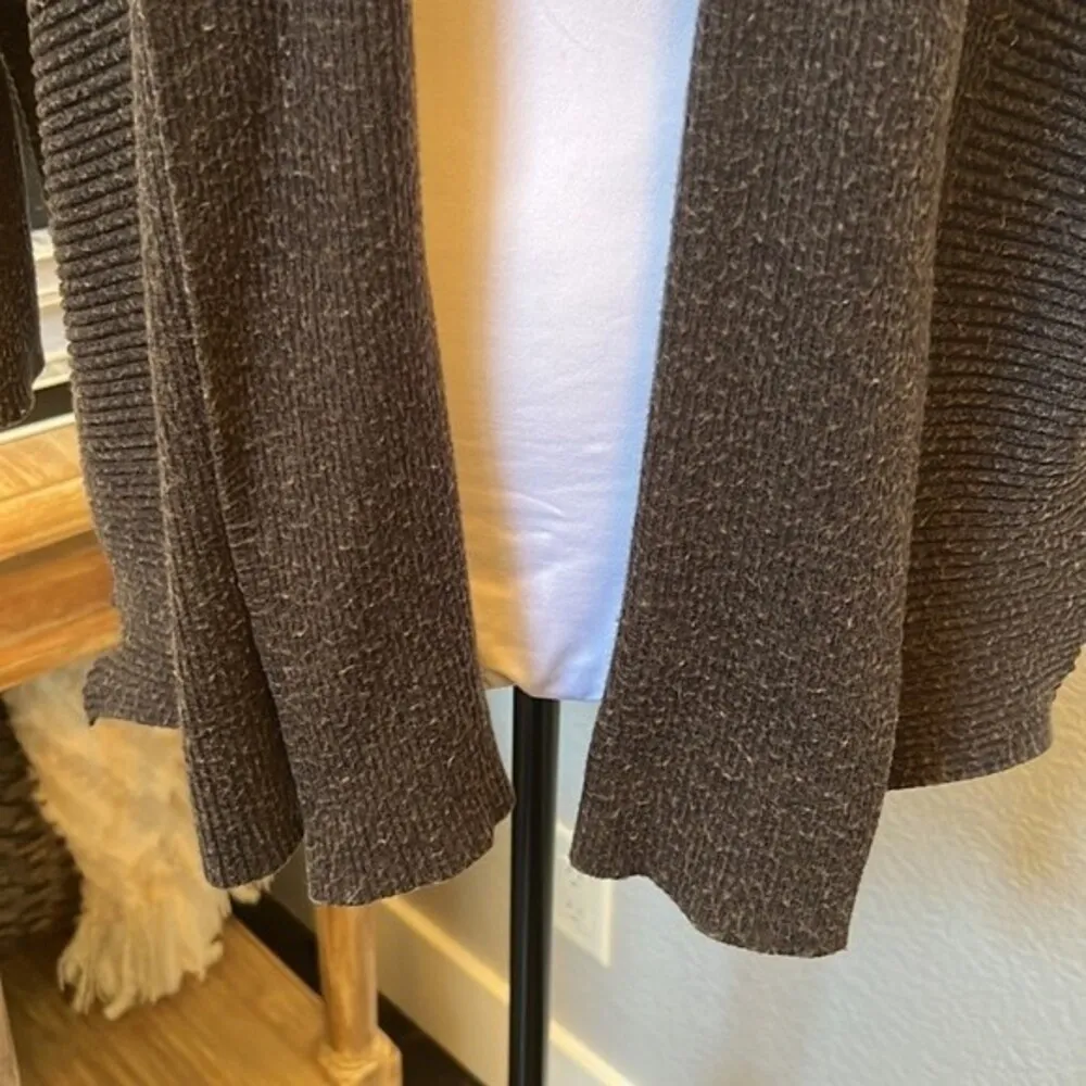 Knit Grey Cardigan Sweater - Image 3