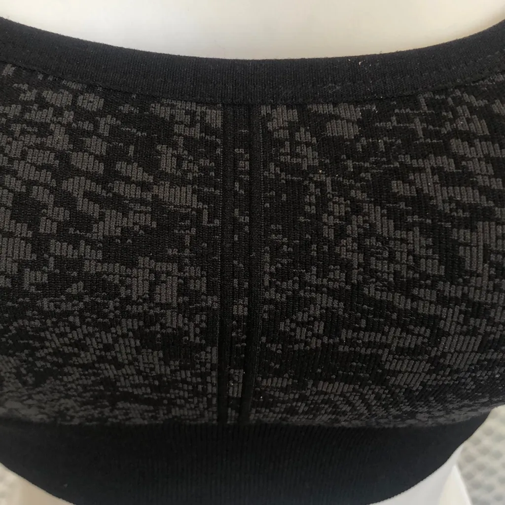 Champion black Gray seamless strappy sports bra‎ - Image 3