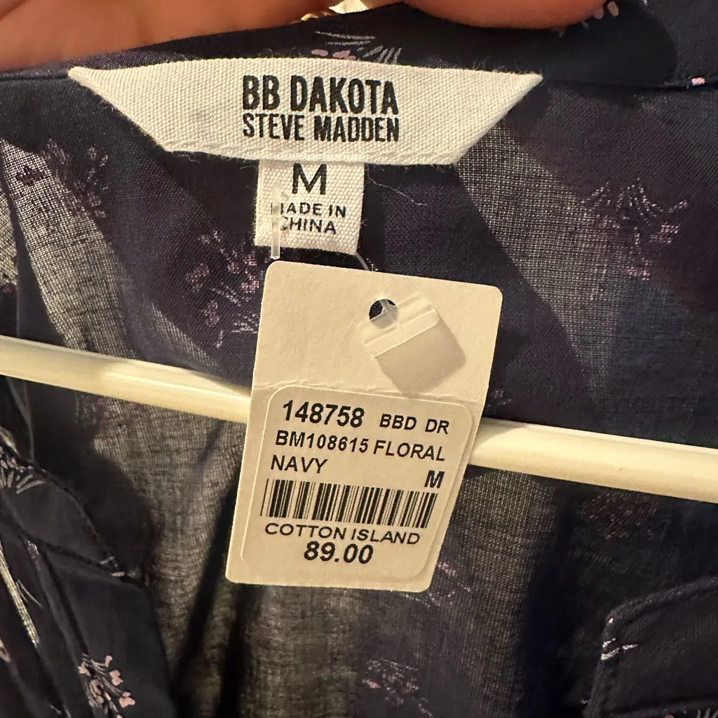 Brand New w Tags Steve Madden Navy Blue Floral Ruffle Dress - Image 3