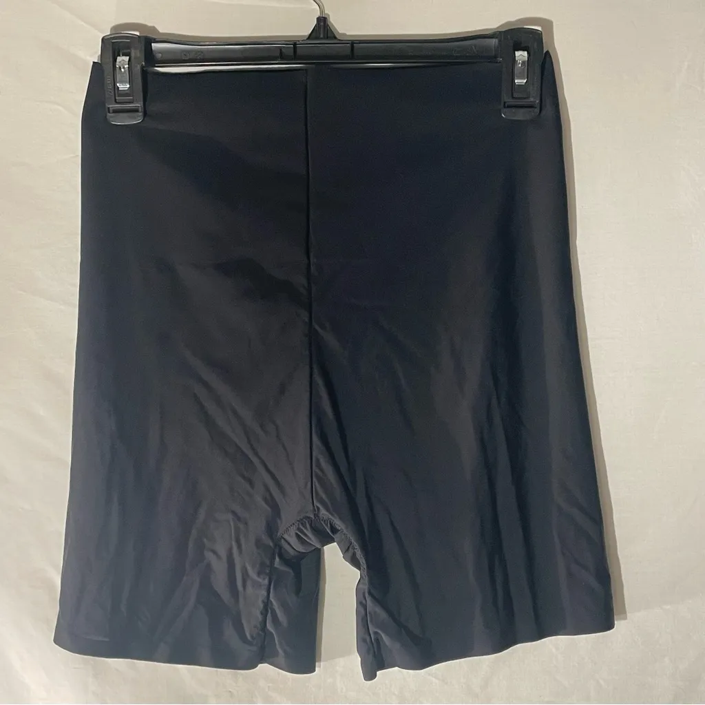 Skinny girl smoothers & shapers Black shape wear Shorts size large - Image 3