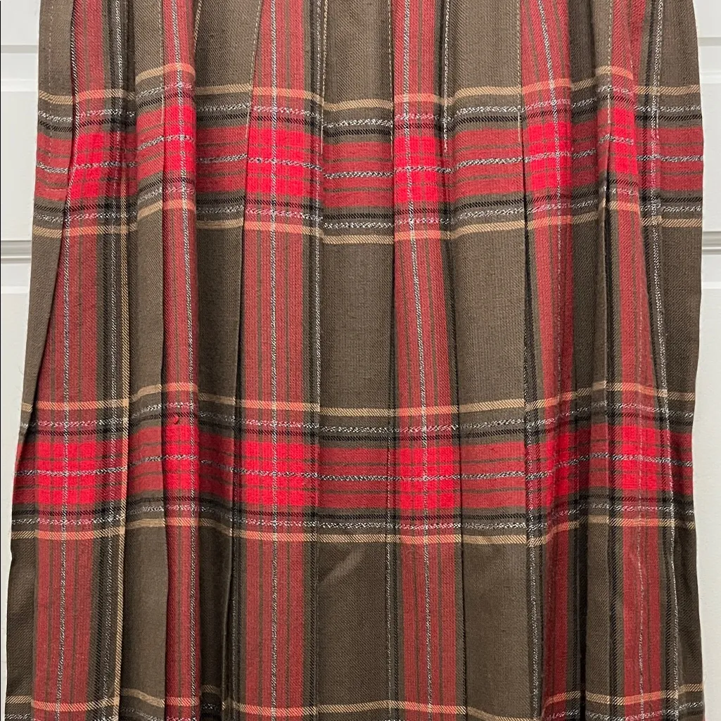 Vintage Significance Pleated Red and Brown Plaid Maxi Skirt - Size 16 - Image 15