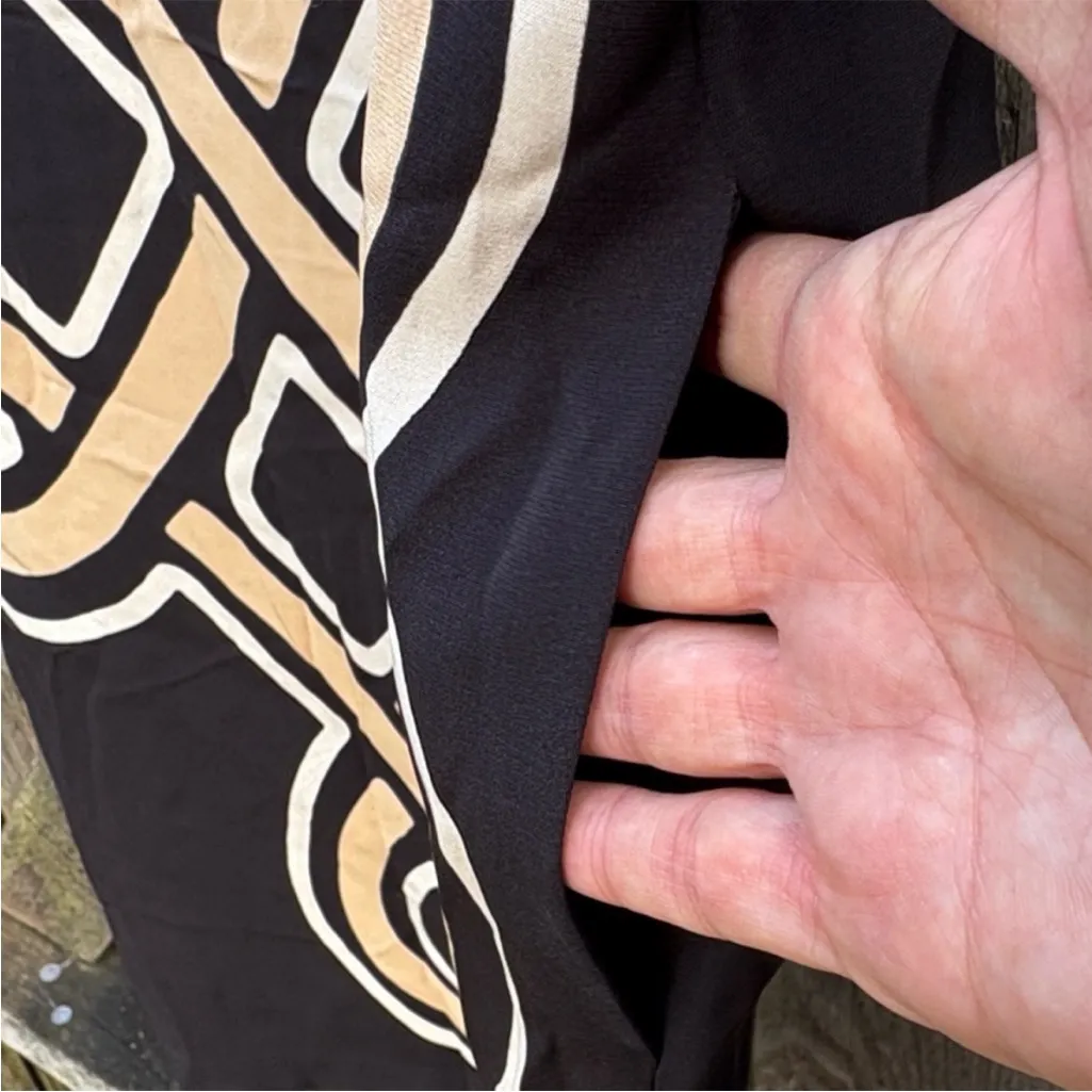 Diane Von Furstenberg Popover Silk Blend
Dress Black Cream Generous Small - Image 4