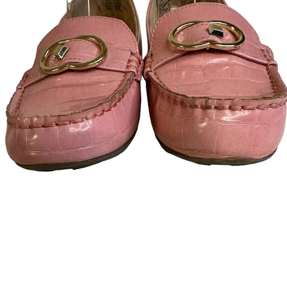 Liz Claiborne Antonia Pink Gold Buckle Croc Textured Comfort Flats Loafers Sz 8 - Image 4