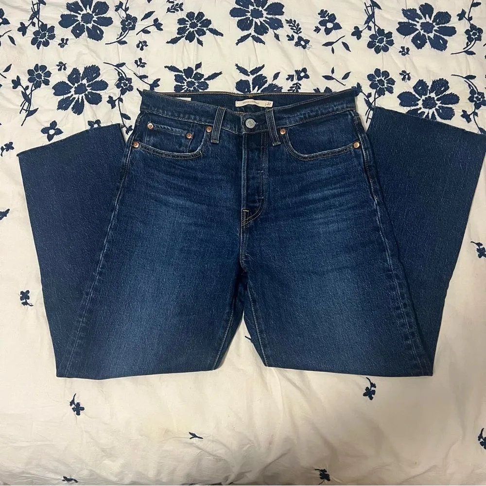 Levi wedgie straight jeans - Image 2