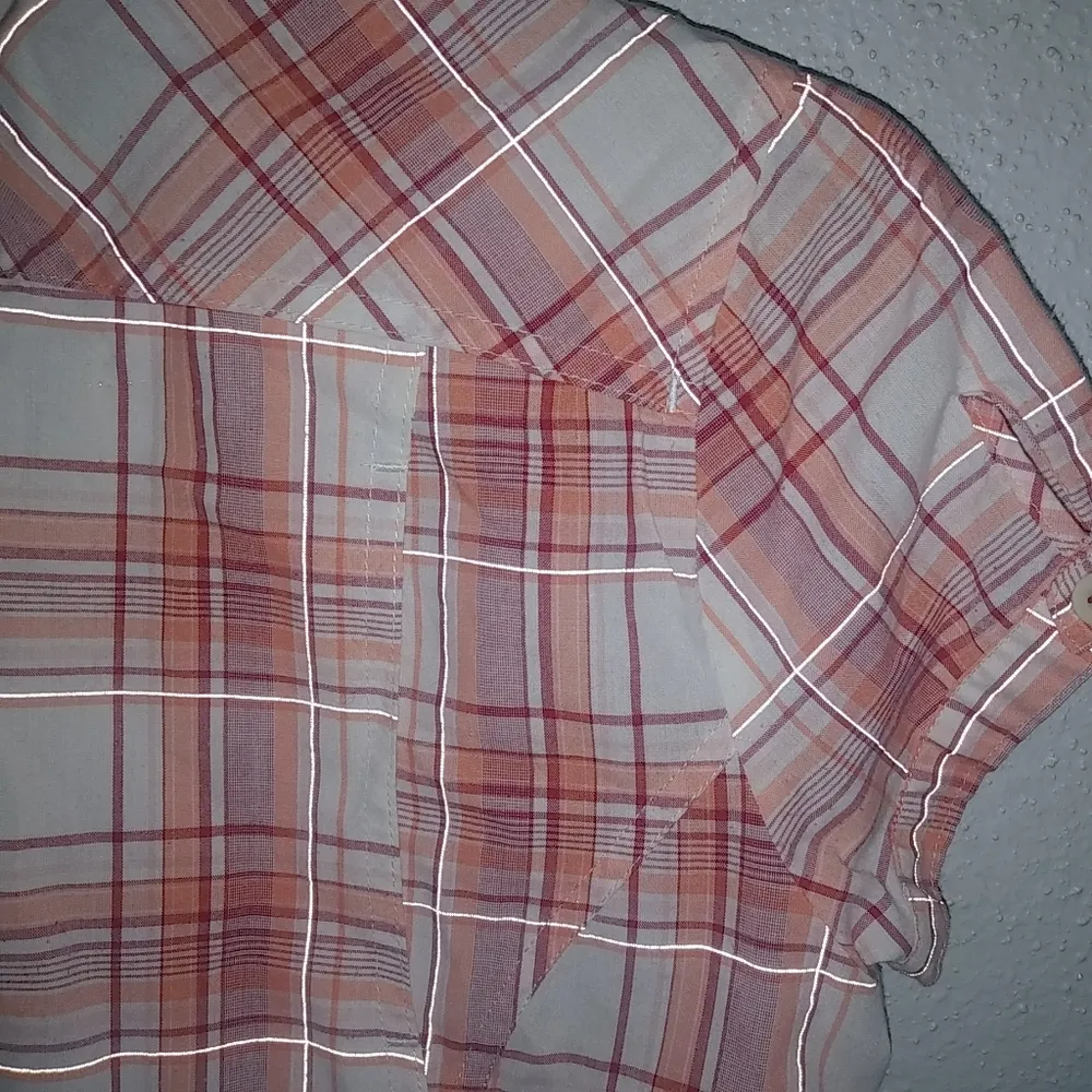 The North Face S Vented Fishing Shirt in Pink Orange Plaid - Image 11