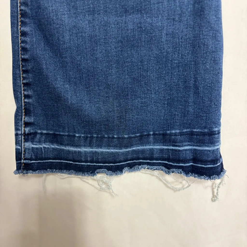 Celebrity Pink Flare Jeans Womens Sz 5/27 Button Fly Hi-Waist Raw Hem Medium Blu - Image 3