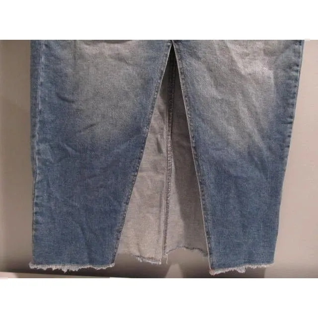 Celebrity Pink Juniors Midi Denim Skirt 11/30 Front Slit Frayed Hem New - Image 4