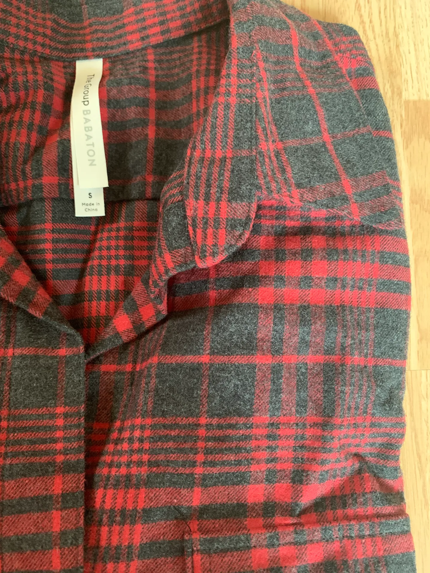 The Group By Babaton UTILITY BUTTON-UP Heather Black Red Flannel - Image 2