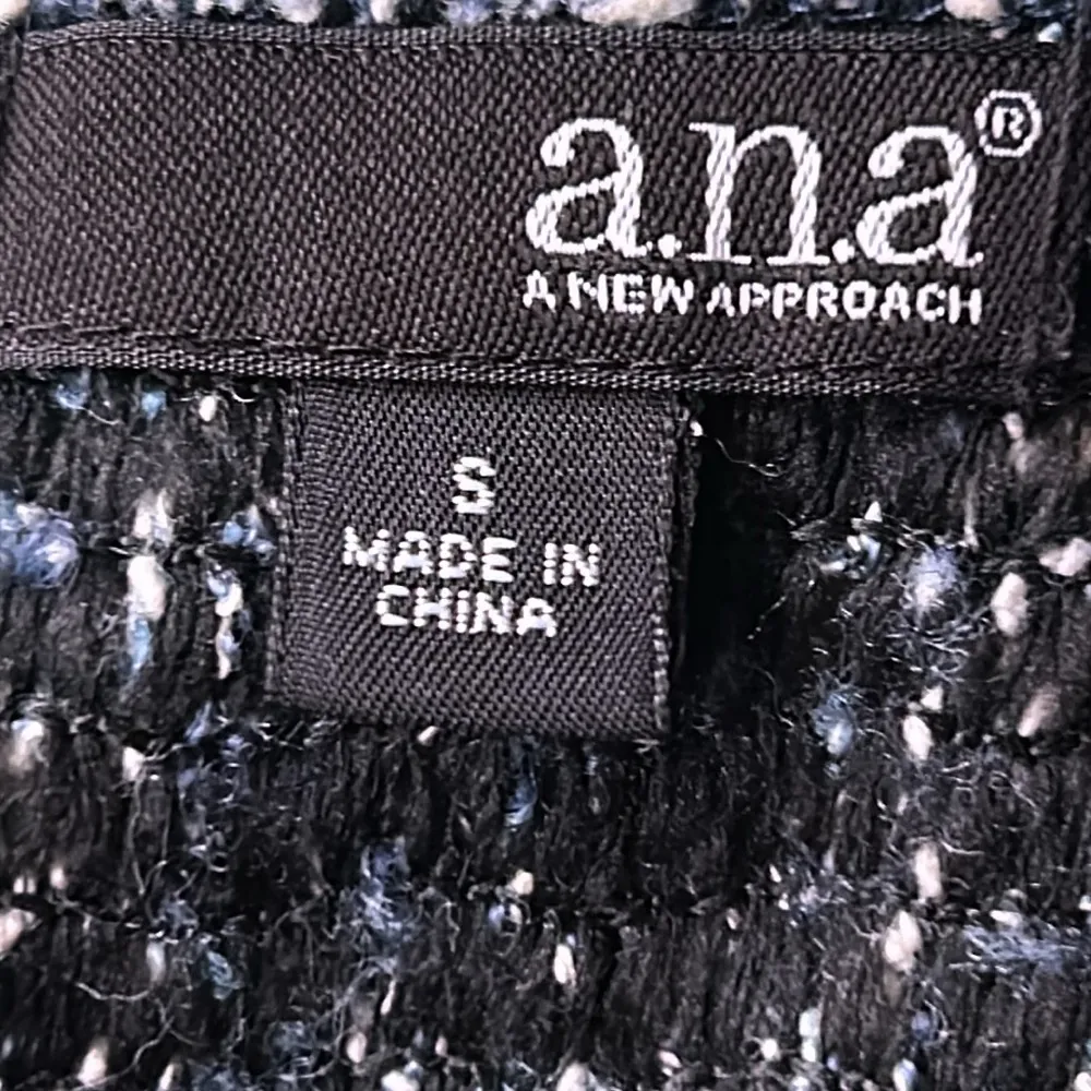 a.n.a. Sleek Tweed Style Boucle Style 3/4 Asymmetrical Zip Preppy Office Jacket - Image 9