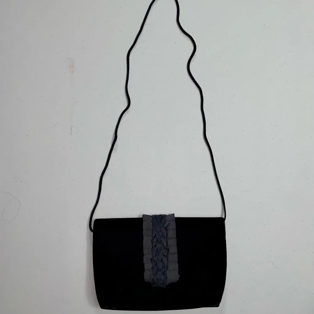 Vintage Carla Marchi Velvet Ruffle Clutch Purse Bag Black - Image 7