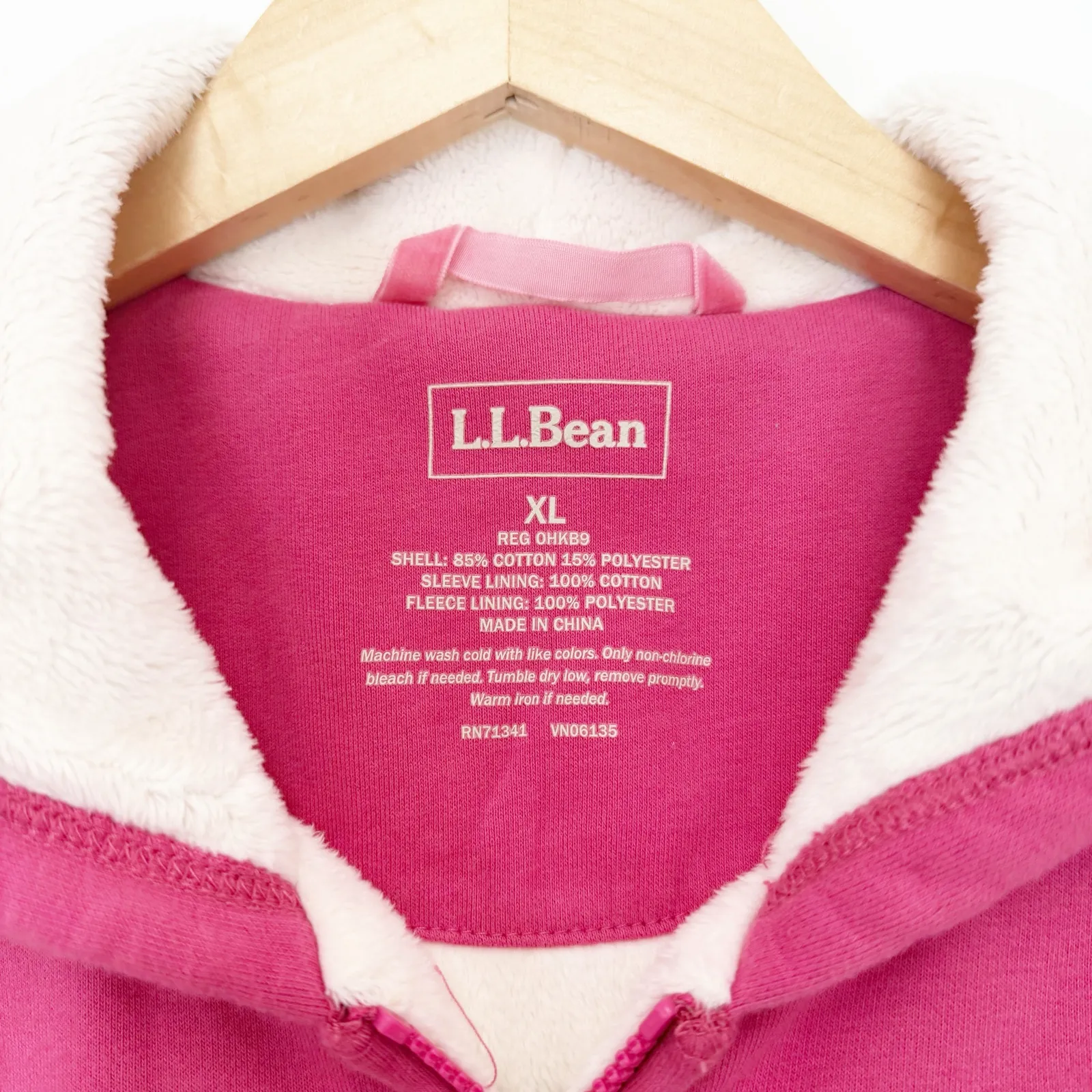 LL Bean Pink Fuzzy Fleece Lined Full Zip Hoodie Sz XL - Image 2