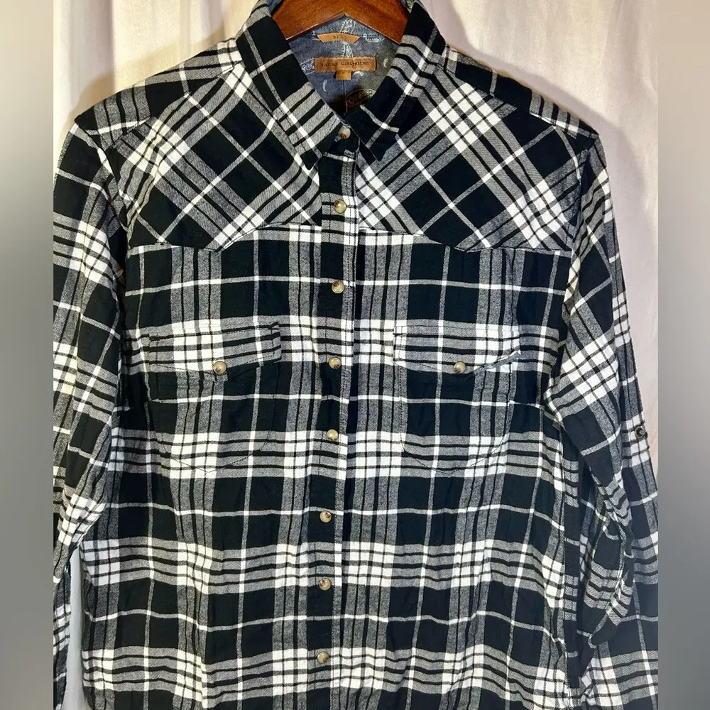 Jachs Girlfriend Black/white Plaid Flannel Shirt Size Large with Snaps - Image 2