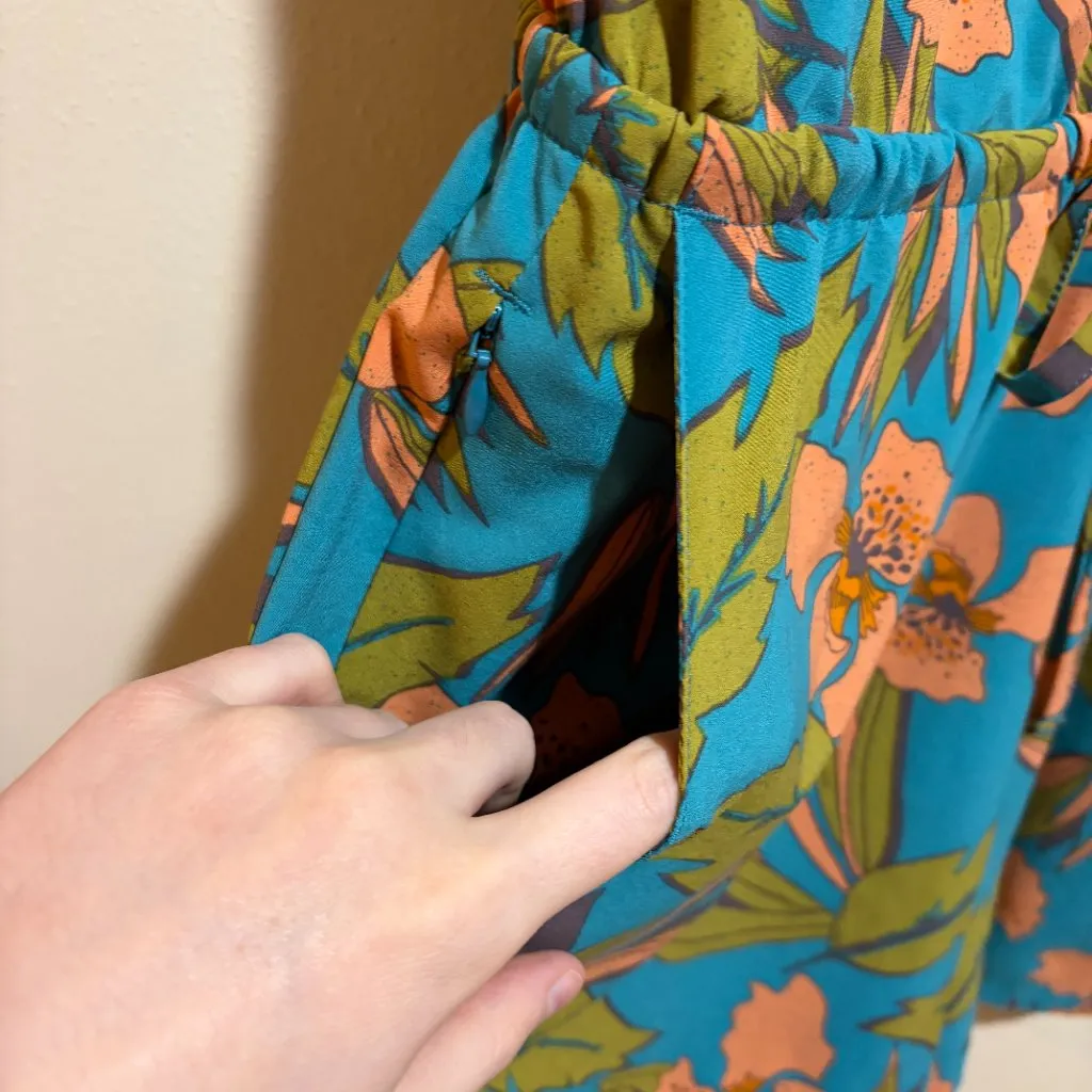 Toad & Co Sunkissed Liv Romper Curacao Aloha Print Blue Size M - Image 6