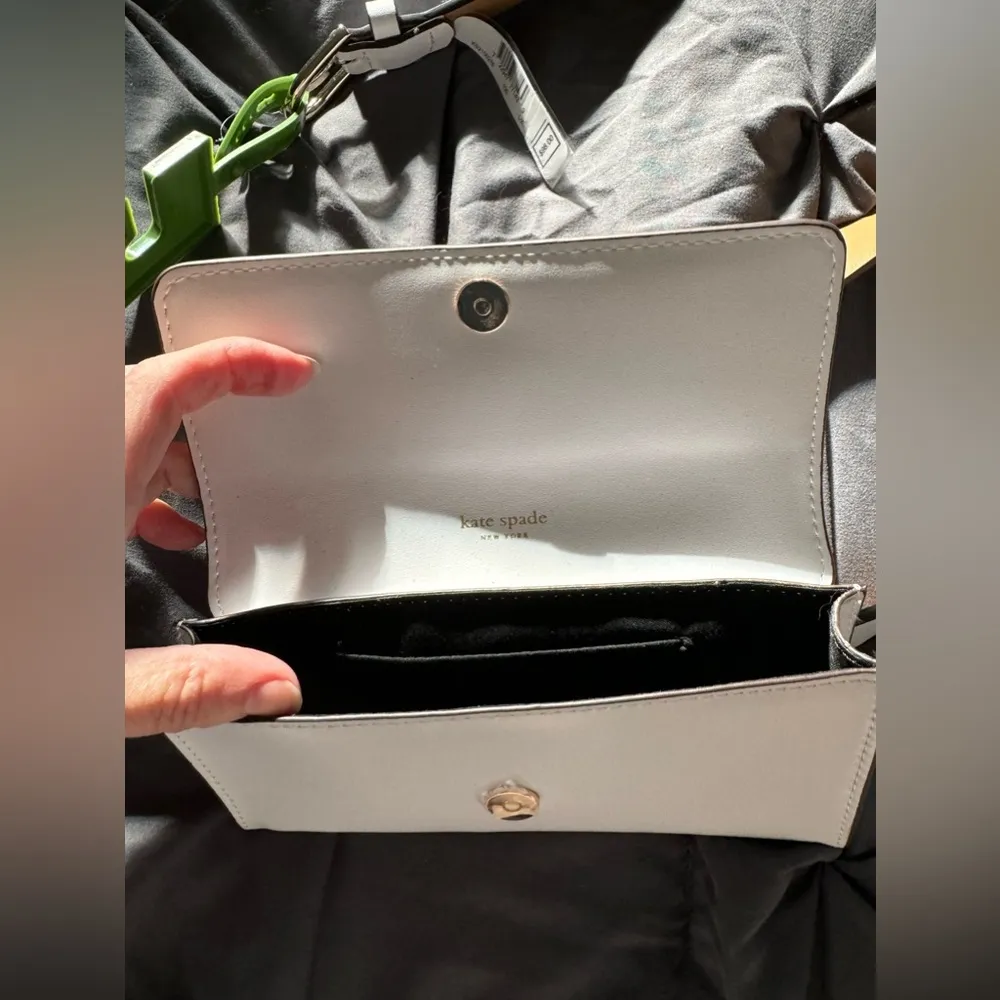 New KATE SPADE White Genuine Leather Belt Fanny Pack Crossbody - Image 3