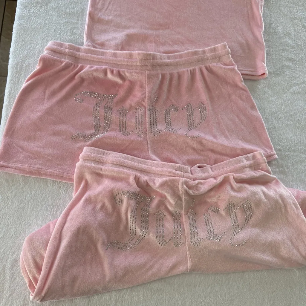 Juicy Couture Light Pink Lounge Set home wear / tracksuit size large - Image 7