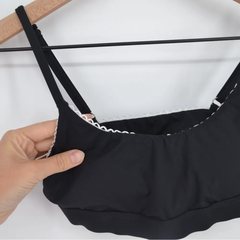 Dipping Daisy Redondo Matching Swimsuit Black White Scallop Trim - Image 5