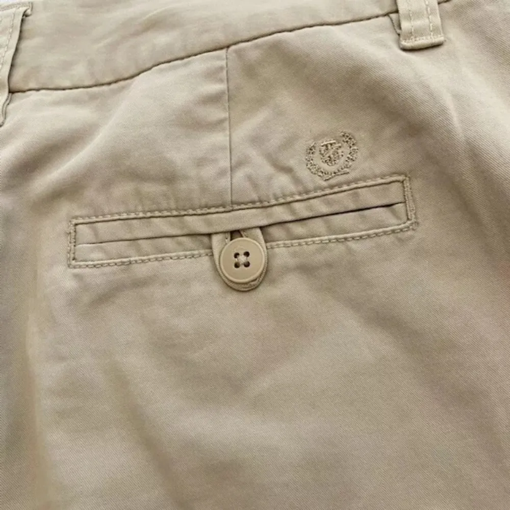 IZOD Saltwater Chinos Tan Khaki Crop‎ Pants - Image 2