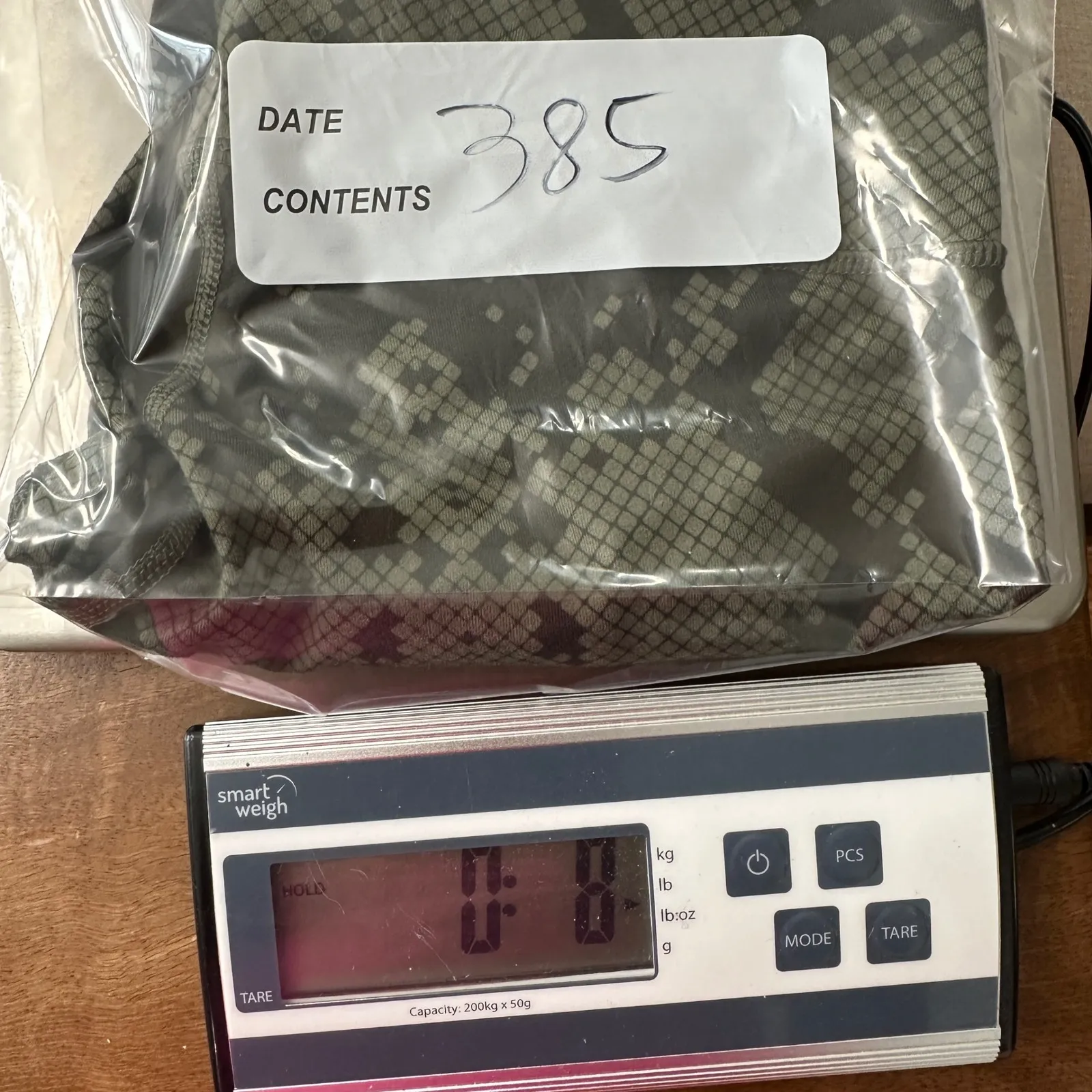 Lululemon Ziggy Snake Fatigue Green Army Gator‎ Crop Leggings Women's Size 6 - Image 12