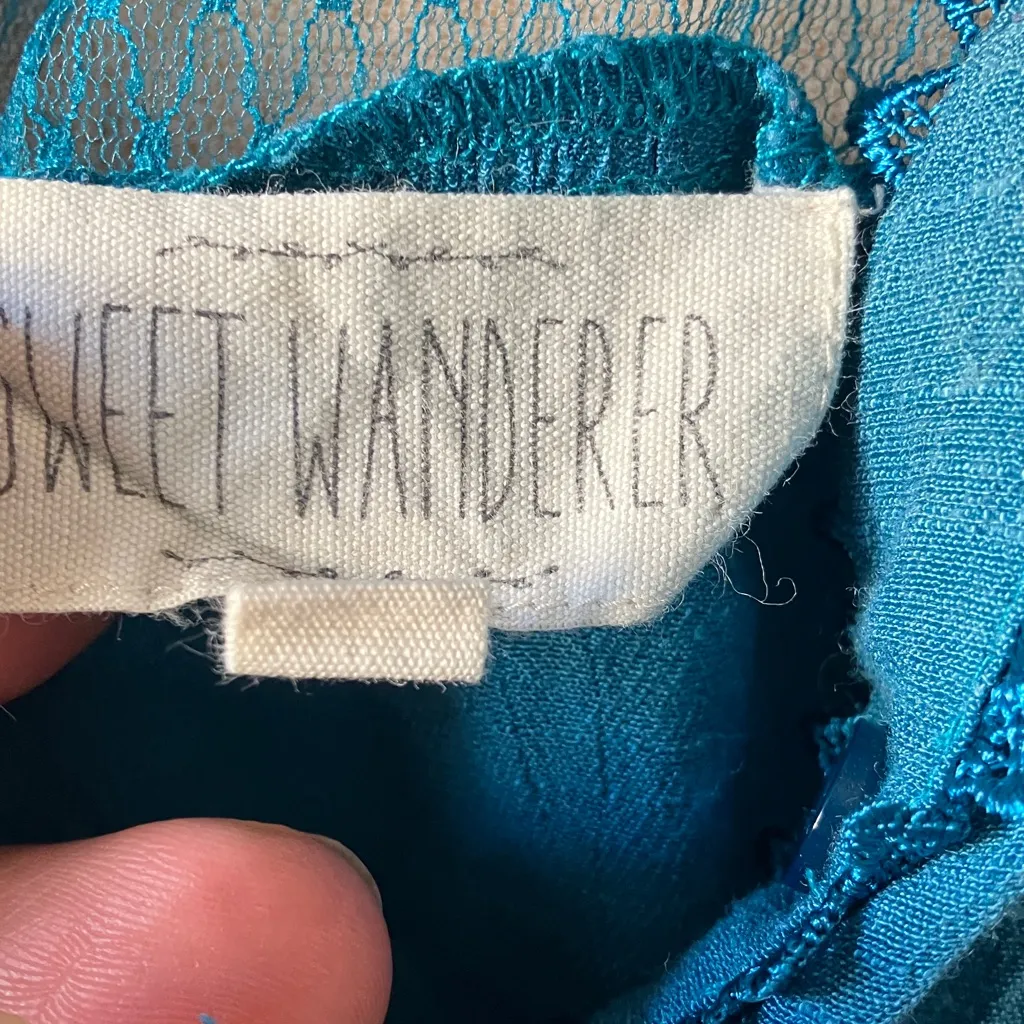 Sweet Wanderer Turquoise Lace Blouse small - Image 2