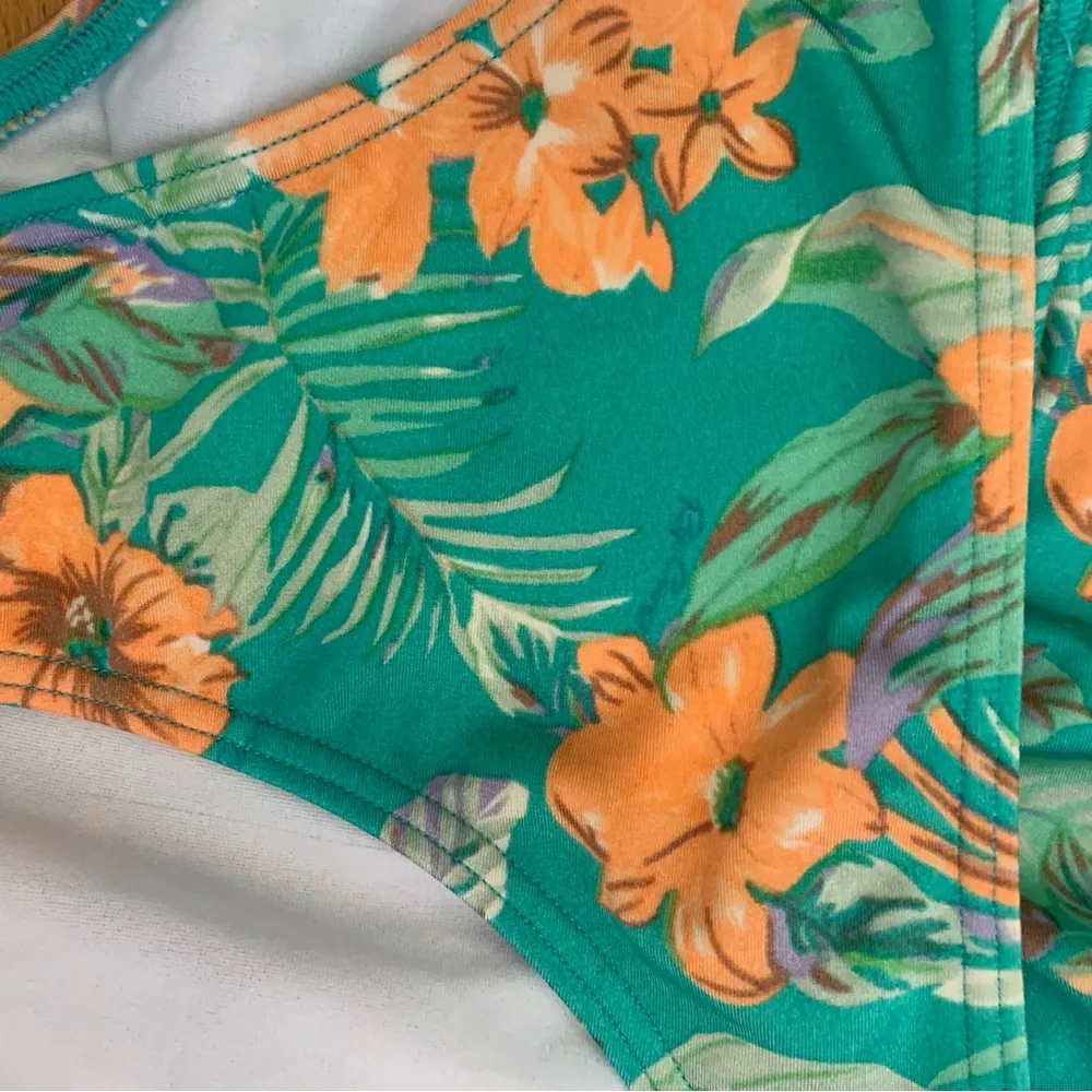 Rip Curl Ruffle Bikini - Image 9