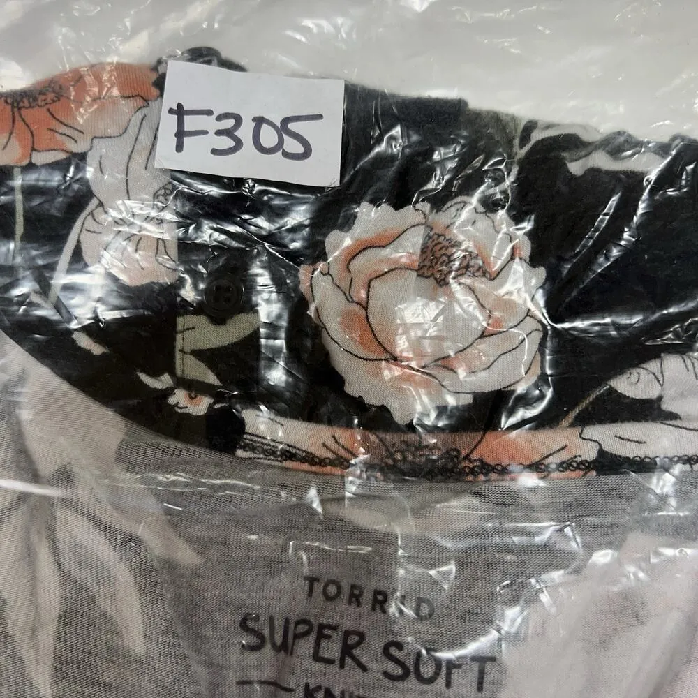 Torrid Plus 0 0X Babydoll Super Soft Button Front Short Sleeve Top Floral Print - Image 14