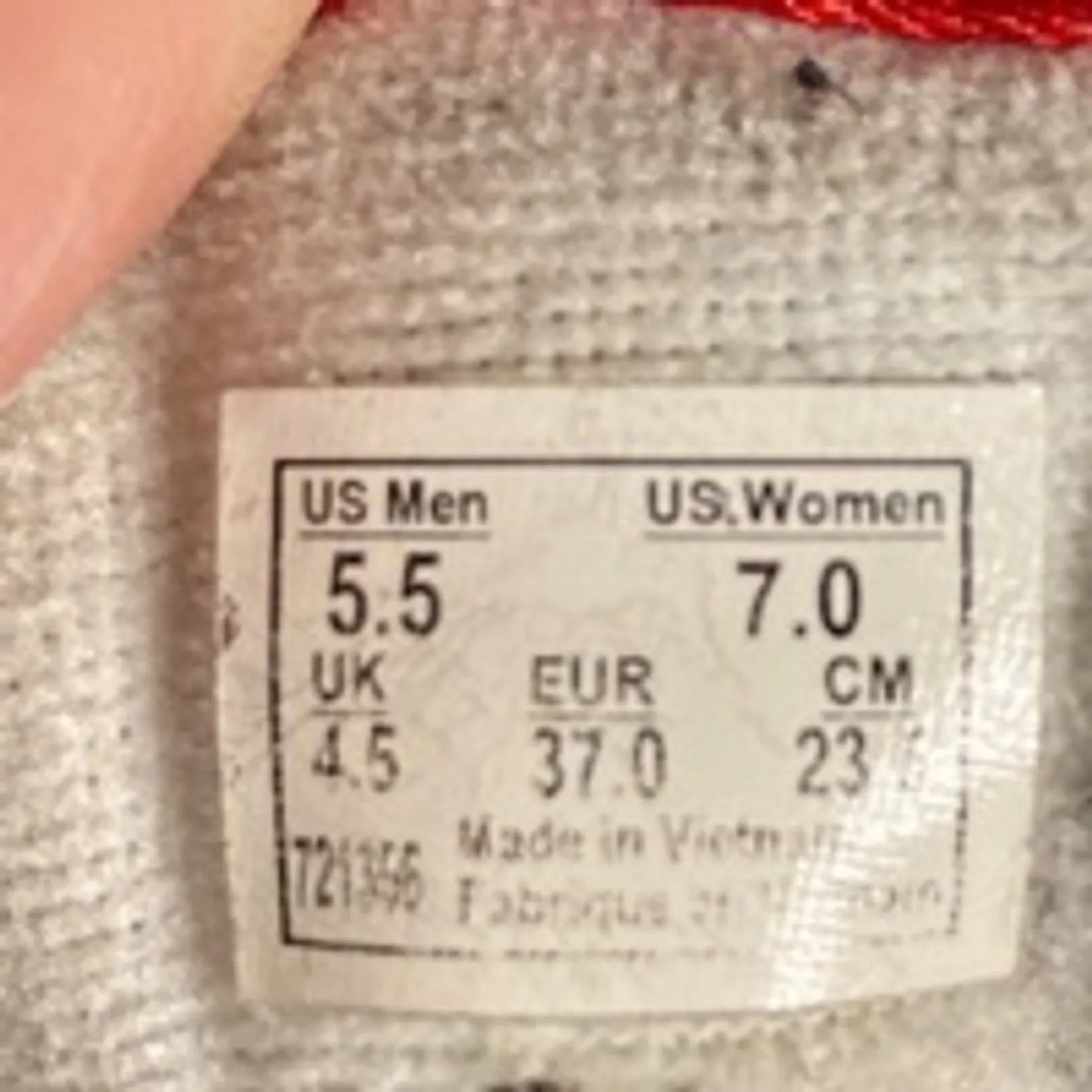 Vans x Peanuts Snoopy Fringe High Top Sneakers Women’s 7 / Men’s 5.5 - Image 13