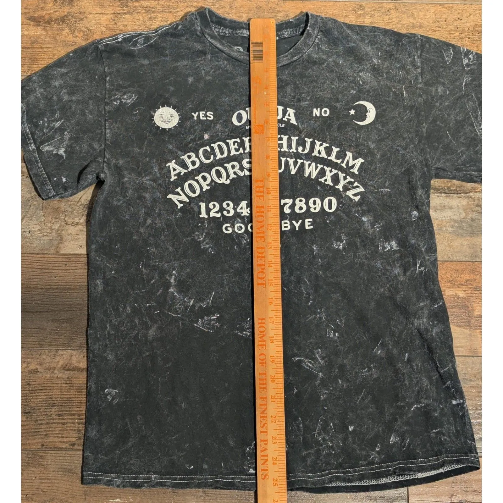 Ouija Board Graphic T-Shirt - Size L - Mystifying & Cool! - Image 4