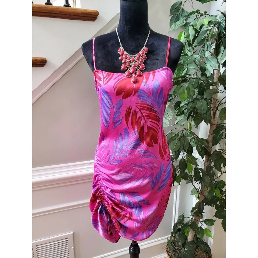 Forever 21 Pink Purple Satin Abstract Leaf Sleeveless Knee Length Dress Large - Image 2