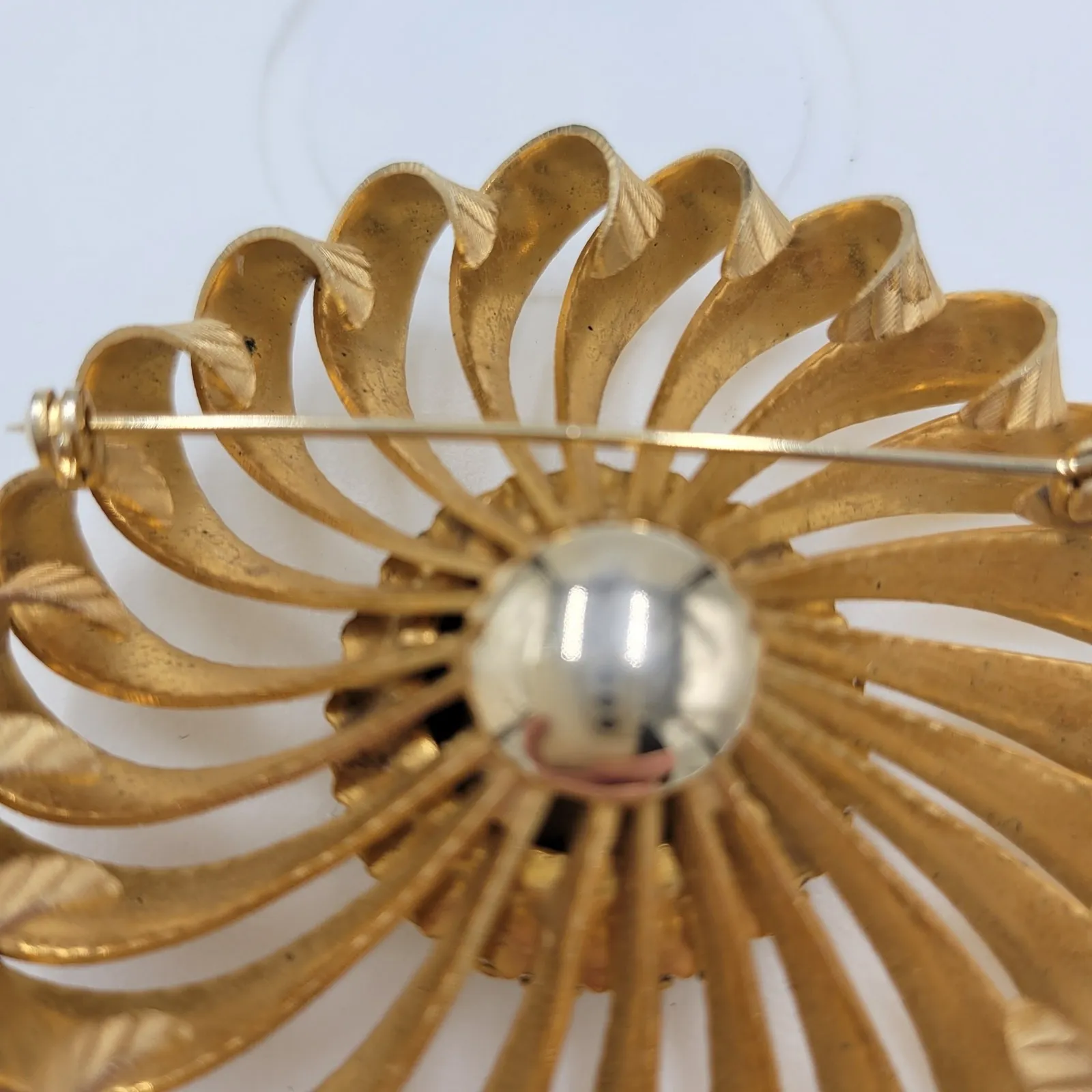 Vintage Rhinestone Pinwheel Brooch 2" Blue Green Gold Tone Crown Setting Pin - Image 11