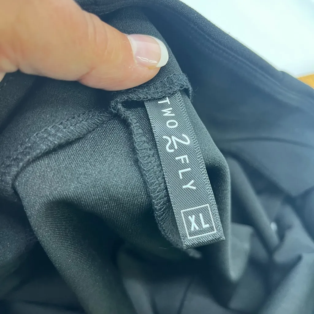 TWO FLY EMBROIDERED SKORT XL POLYESTER/SPANDEX BLACK/MULTICOLORED PREOWNED‎ Black - Image 3