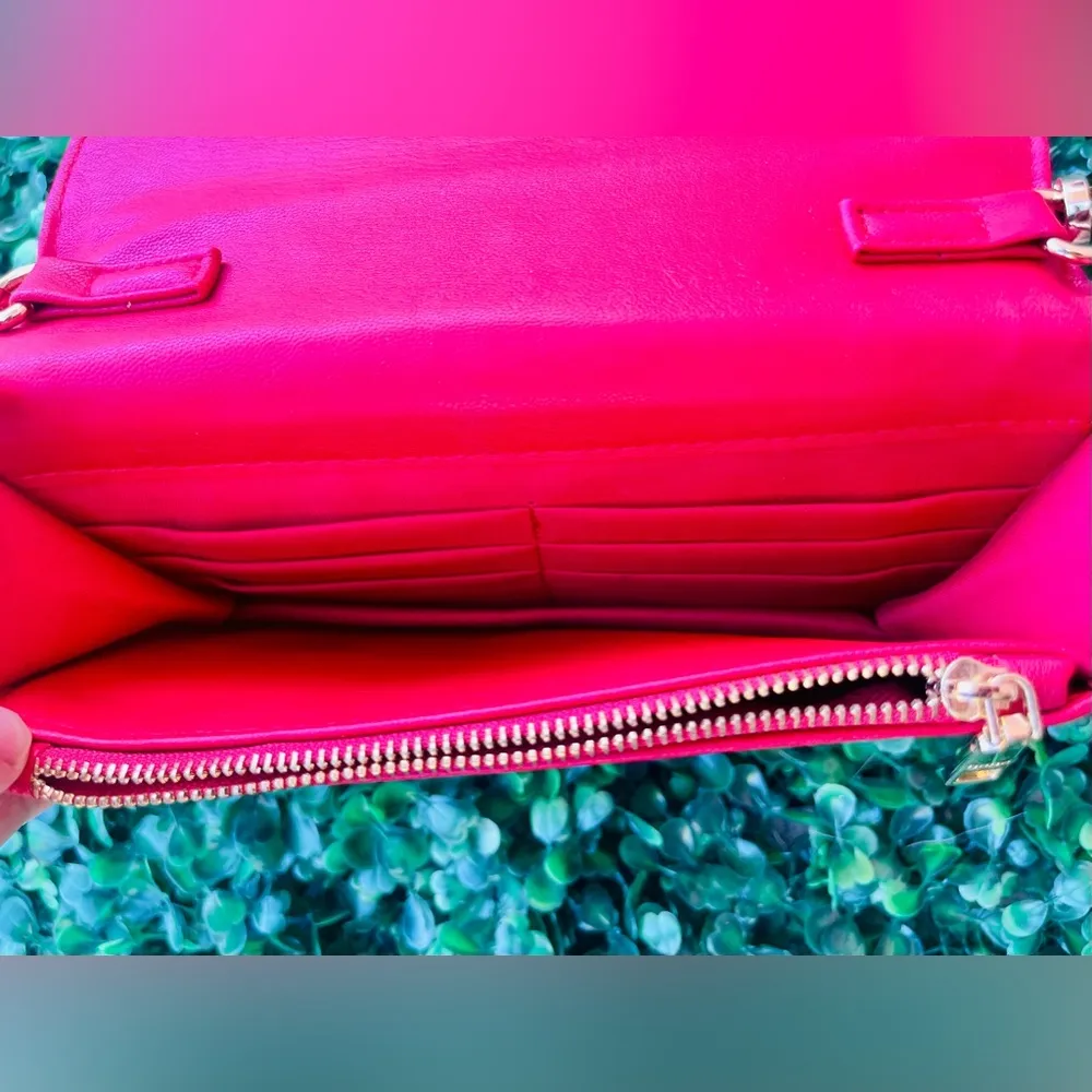 Bebe Small Quilted Crossbody Red Purse - Gorgeous 7x5x1.5 - Image 2