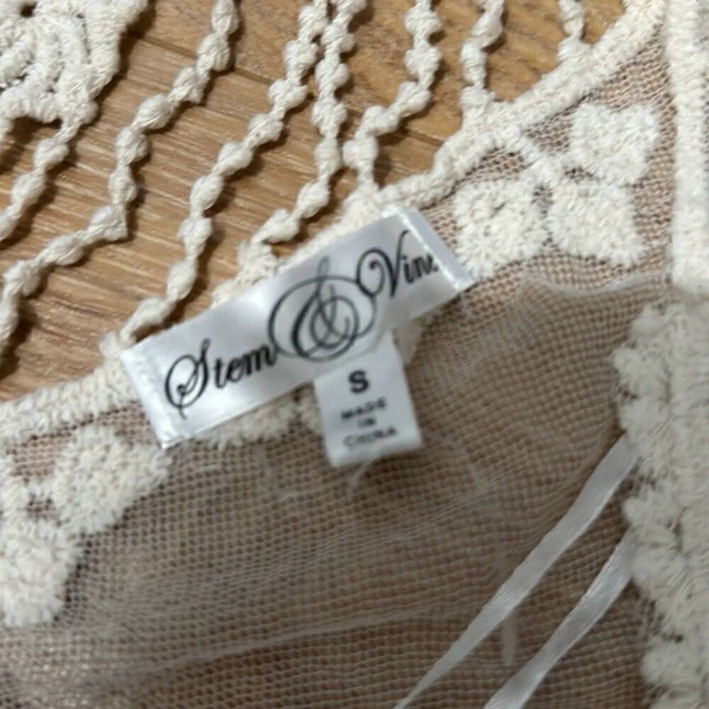 NWOT Stem and Vine lace floral cardigan kimono size small White - Image 3