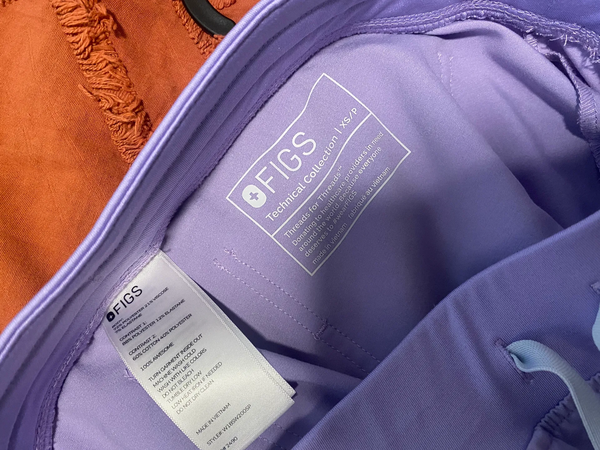 FIGS Scrubs Set - Image 3