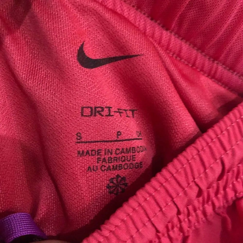 Brand New Nike Dri- Fit‎ Air Shorts For Women Size Small - Image 5